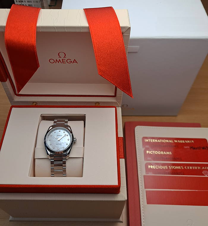 Ladies Omega Seamaster Aqua Terra 150M Diamond Dial Ref. 220.10.28.60.55.001